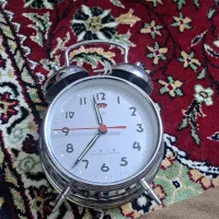 ساعت رو میزی