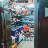 به یک فروشنده سوپرمارکت نیازمندیم