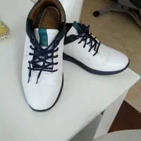 کتونی بسیارتمیز چرم طبی و راحت