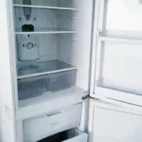 فریزر یخچال، بدون برفک، سالم و تمیز