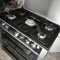 اجاق گاز طرح فر.کاناپه دونفره سالم