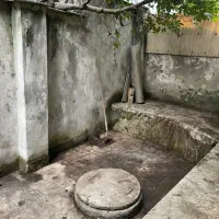 ویلایی قدیمی /چند قدمی استخر