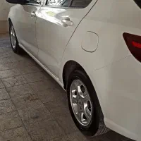 شاهین مدل ۱۴۰۱ سانروف دارد