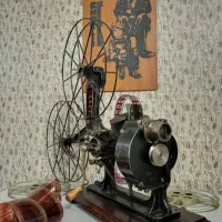 آپارات ۳۵ میلیمتری سینمایی دستی عصر چارلی|تلویزیون و پروژکتور|ری, شهرری|دیوار