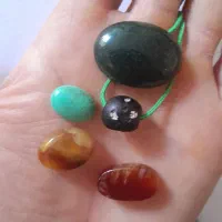 تسبیح مهره پوپ سیگاری|کلکسیون اشیاء عتیقه|مرند, |دیوار