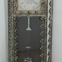 بوفه و ساعت برنزی