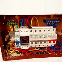 سیم کشی برقکاری ساختمان نصاب لوسترایفون اتصالی|خدمات پیشه و مهارت|اردبیل, |دیوار