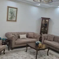 مبل ۷نفره بهمراه میز وسط ودو میز عسلی