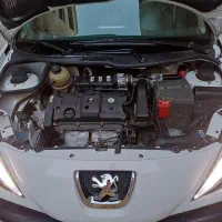 ماشین سواری ۲۰۷