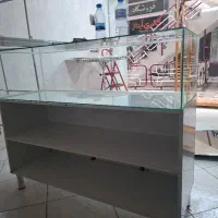 قفسه لباس ۵ طبقه و ویترین  مناسب مغازه