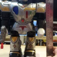 ربات آدم آهنی کنترلی در حد نو اورجینال|اسباببازی|تهران, وحیدیه|دیوار