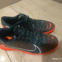 کفش فوتسالی|کیف، کفش، کمربند|نسیم‌شهر, |دیوار