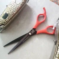 فروش ماشین اصلاح VGRست حجم زن وخط زن|آرایشی، بهداشتی، درمانی|شیراز, شهرک بزین|دیوار