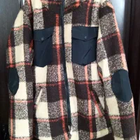 پالتو|لباس|اردبیل, |دیوار