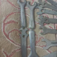 ۳۰ عدد اچار چراغ قدیمی پریموس|کلکسیون و سرگرمی|تهران, فلسطین (میدان انقلاب)|دیوار