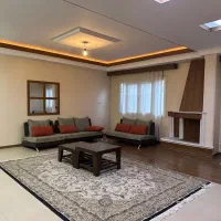 فروش-ویلایی-سه-طبقه-شیک-مجهز-به-آسانسور