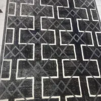 یک عدد فرش  چهار متری به فروش می‌رسد