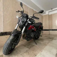 بنلی جفت ۴۰۱ با لوازم (کلاه و لباس)