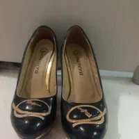 کیف کفش مجلسی|کیف، کفش، کمربند|ری, شهید غیوری (ابن باویه)|دیوار