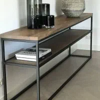 میز کنسول ۲طبقه طراحی اروپای شرقی|بوفه، ویترین، کنسول|مشهد, خلق آباد سفلی|دیوار