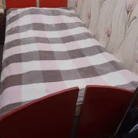 تخت تک نفره