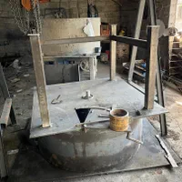 استخدام کارگر جوشکار آهنگر جهت تولید میکسروبلوکزن|استخدام صنعتی، فنی، مهندسی|تهران, یافت آباد جنوبی|دیوار