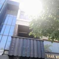 یک-واحد-تجاری-باتمام-امکانات-برمیدان-انقلاب