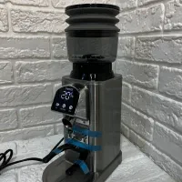 آسیاب قهوه ونیز ۷۰۴ (دانه تجهیز)