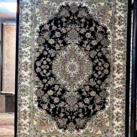 فرش ماشینی ۶متری ۷۰۰ شانه تمام نخ گلزار(فرش هنرمند