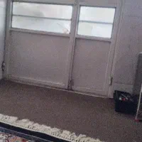 همخانه خانم جوان