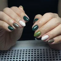 خدمات تخصصی ناخن با تخفیف ویژ با رنگای ترند پاییزی|خدمات آرایشگری و زیبایی|کیش, |دیوار