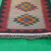 دمپایی نمدی با خواص درمانی مخصوص پاییز و زمستان