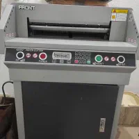 یک عدد کارتر برقی دوعدد سوراخ کن فروشی تمیز