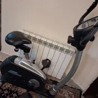 دوچرخه ثابت ورزشی