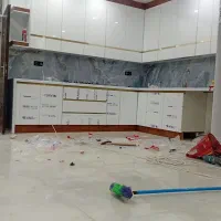 نصاب کمدوکابینت وساخت وهمکاری با همکاران عزیز