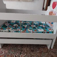 تخت و گهواره کودک