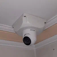 دوربین مداربسته و دزدگیر اماکن