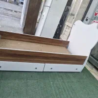 تخت خواب نوجوان