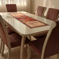 میز ناهارخوری