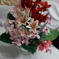 گل مصنوعی با گلدان سرامیکی بزرگ در حد نو