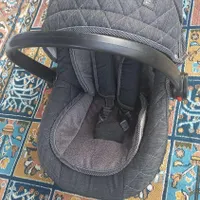 کریر و آغوشی