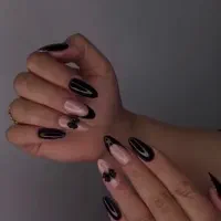 خدمات کاشت ناخن