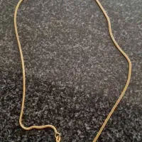 فروش زنجیر طلا ۳۰۰ تومان بالای تابلو