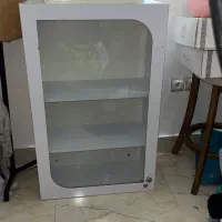 فروش کمد۳ط درب شیشه ای قفل دار+کشو قفل دار متحرک