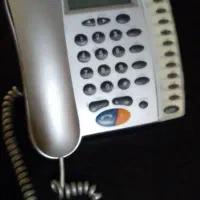 تلفن رو میزی