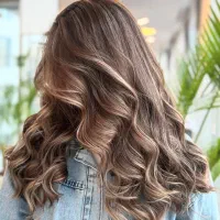 خدمات ارایشگری بانوان|خدمات آرایشگری و زیبایی|شهرکرد, |دیوار