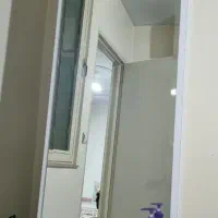 میز آرایش بهمراه آیینه کشویی و صندلی کاملا سالم