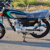 موتور سیکلت ۲۰۰کبیر