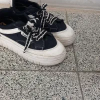 چند جفت کفش سایز ۳۷