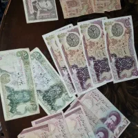تعدادی پول قدیمی